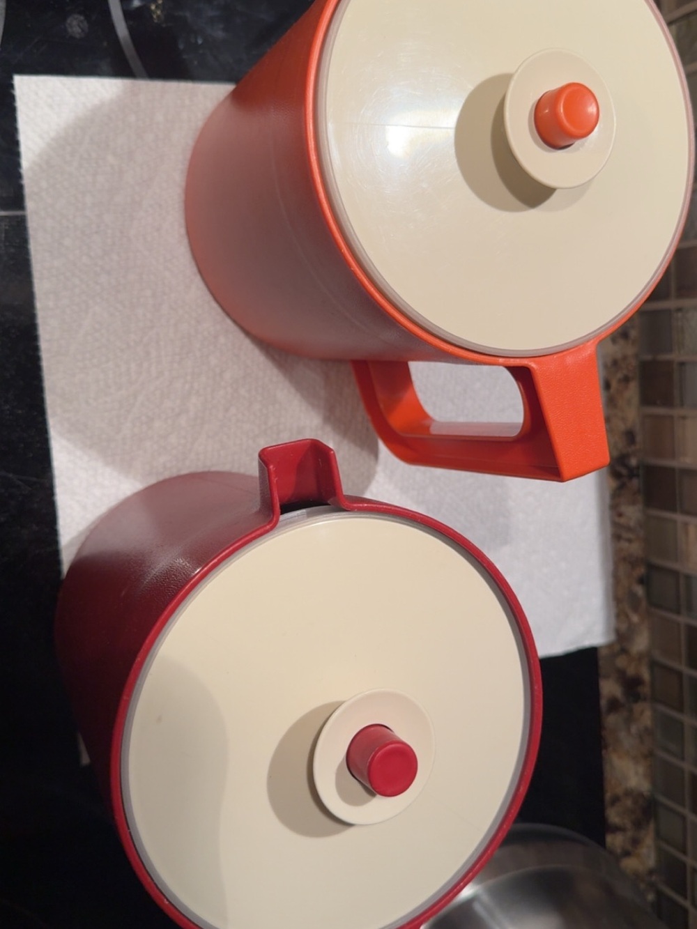 Vintage Tupperware push button drink pitchers with lids set up two